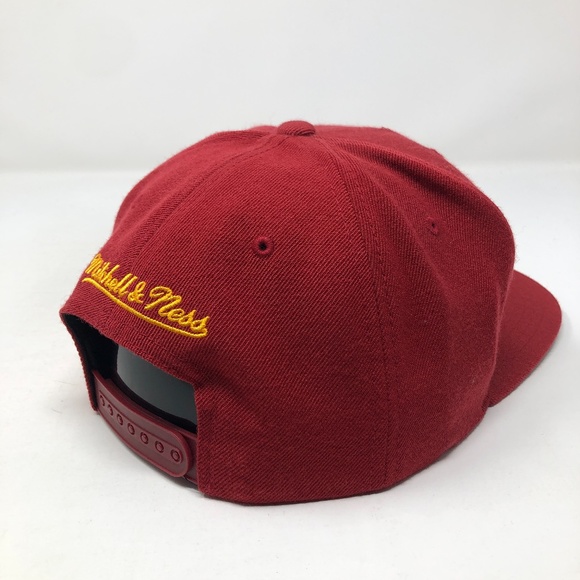 Cleveland Cavaliers Mitchell & Ness Snapback Hat - Picture 4 of 6